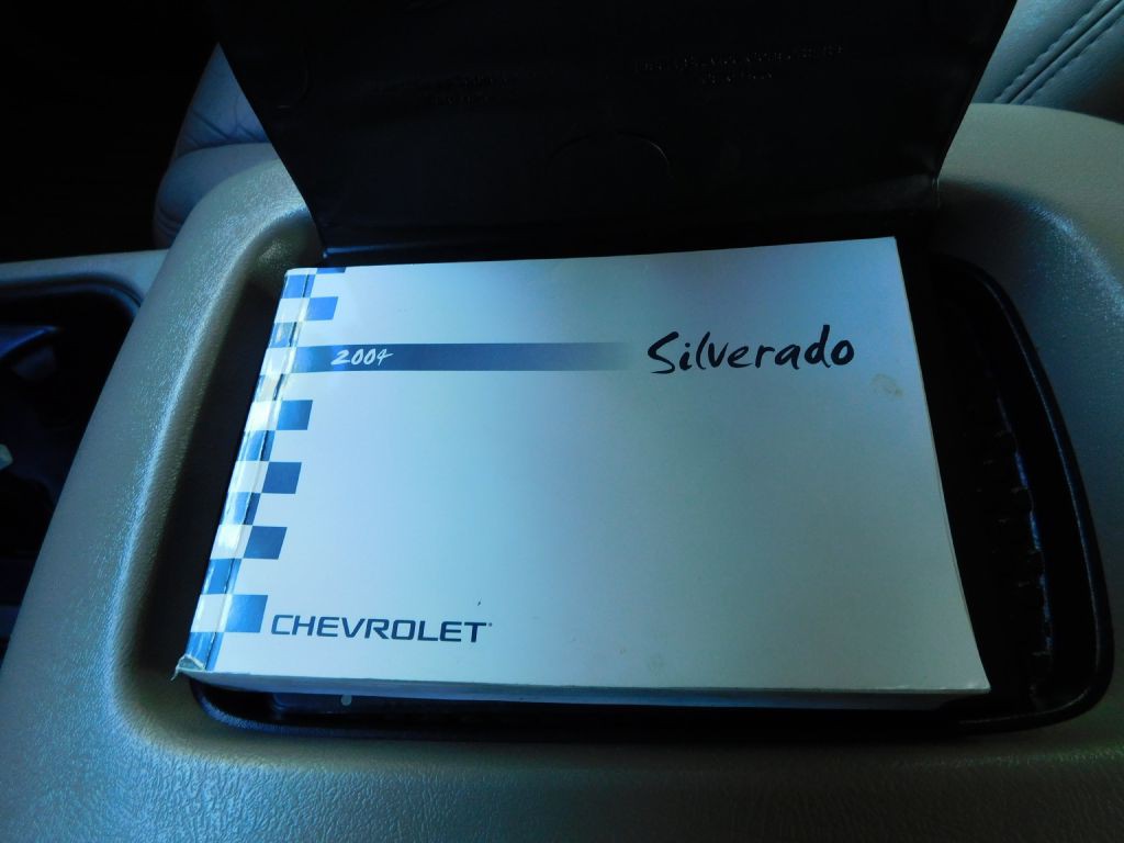 2004 Chevrolet Silverado 1500 Image 47