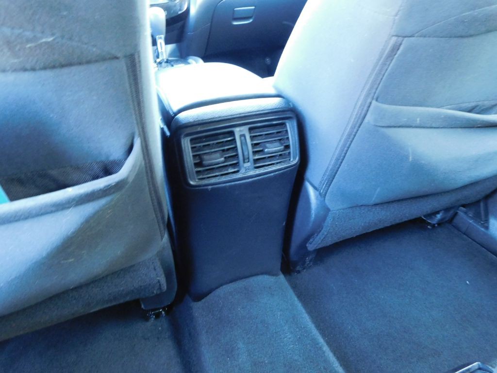 2016 Nissan Rogue Image 22