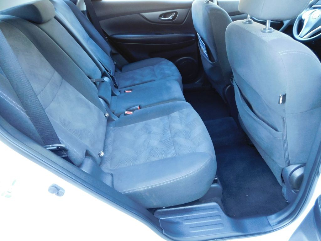 2016 Nissan Rogue Image 27