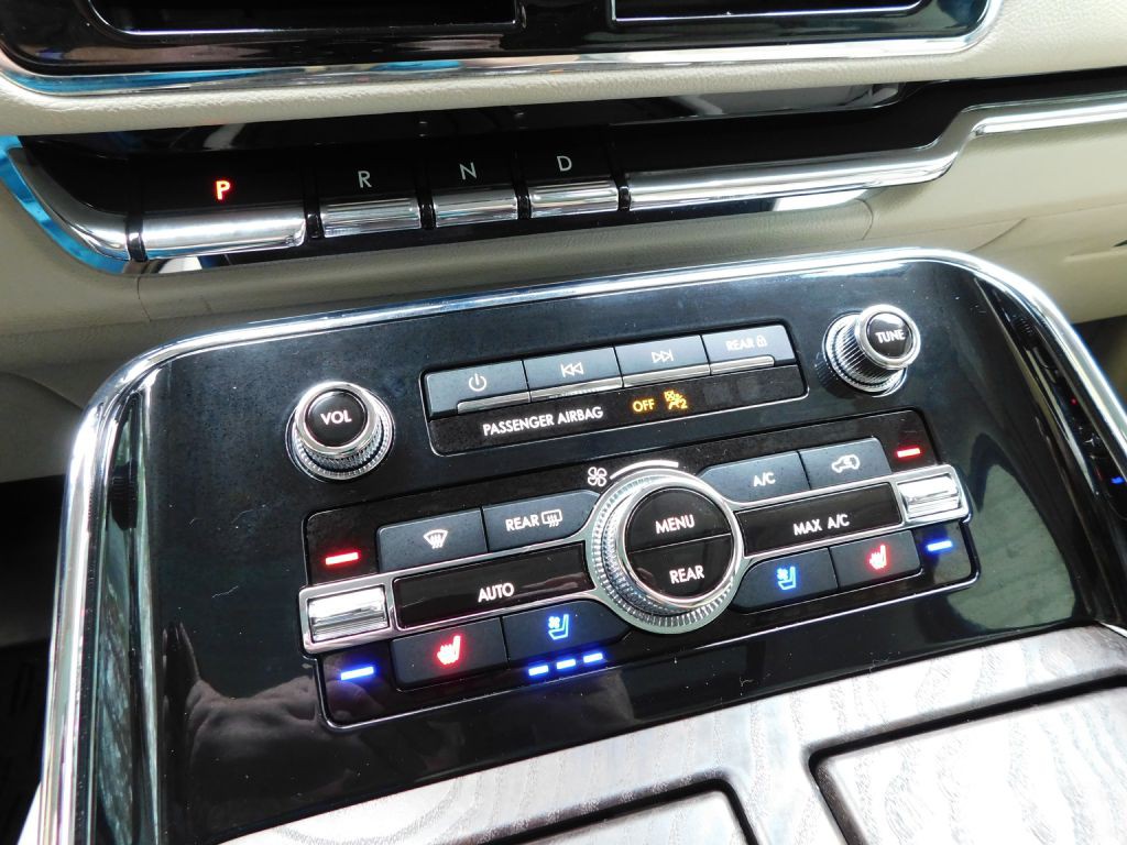 2018 Lincoln Navigator Image 20