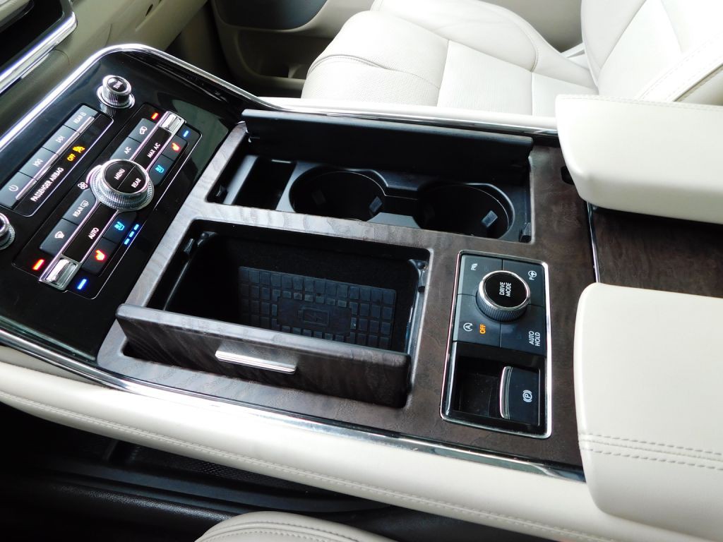 2018 Lincoln Navigator Image 23