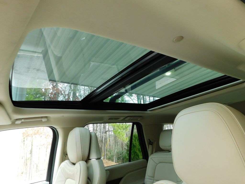 2018 Lincoln Navigator Image 28