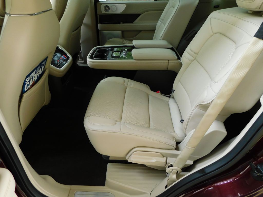 2018 Lincoln Navigator Image 31