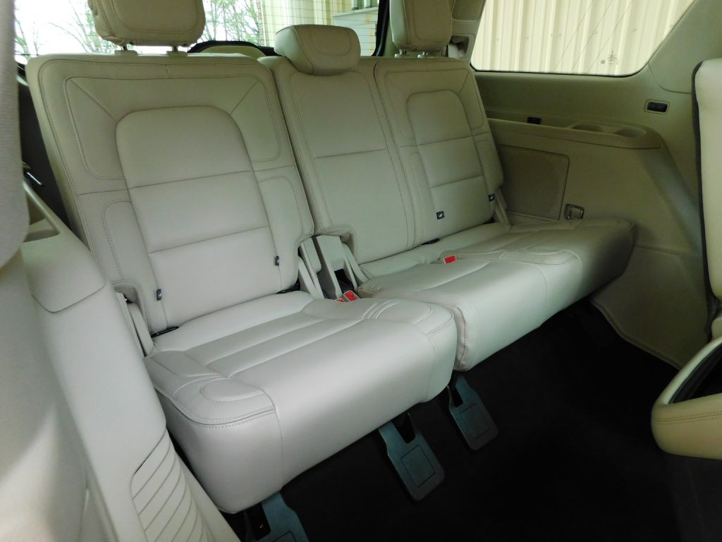 2018 Lincoln Navigator Image 42