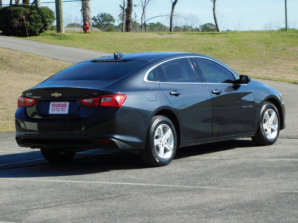 2023 Chevrolet Malibu Image 6