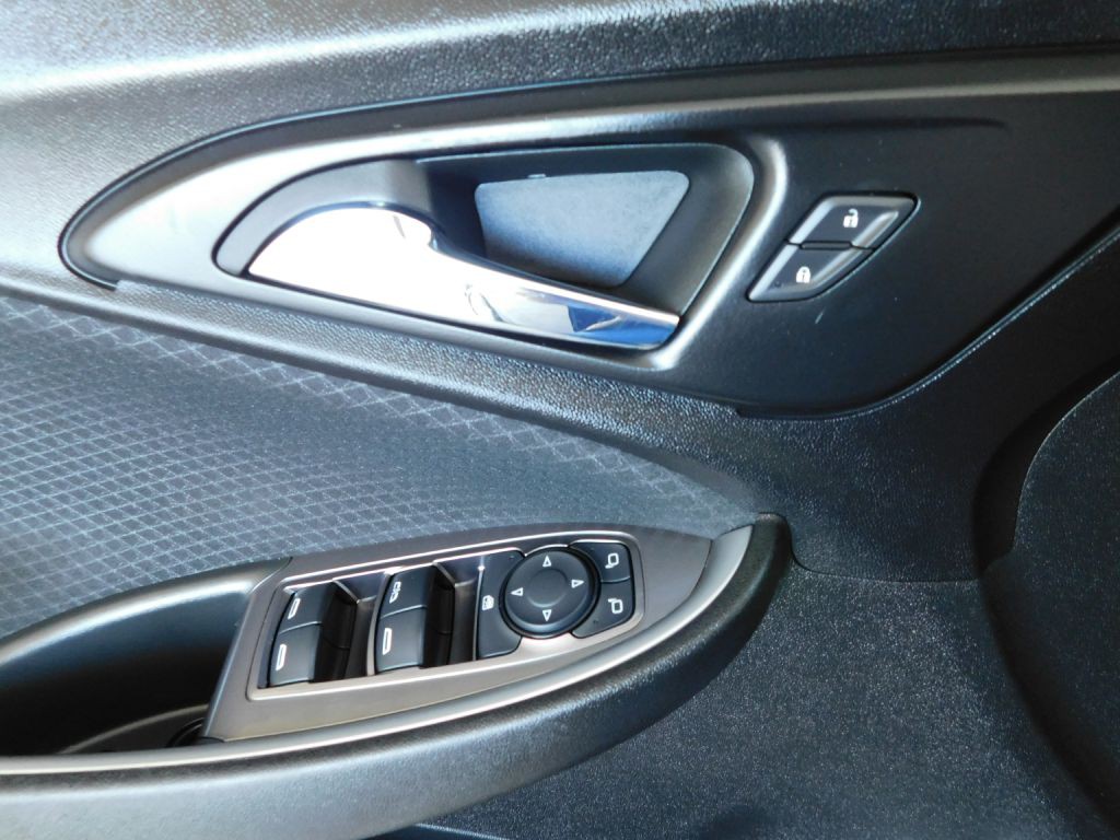 2023 Chevrolet Malibu Image 21