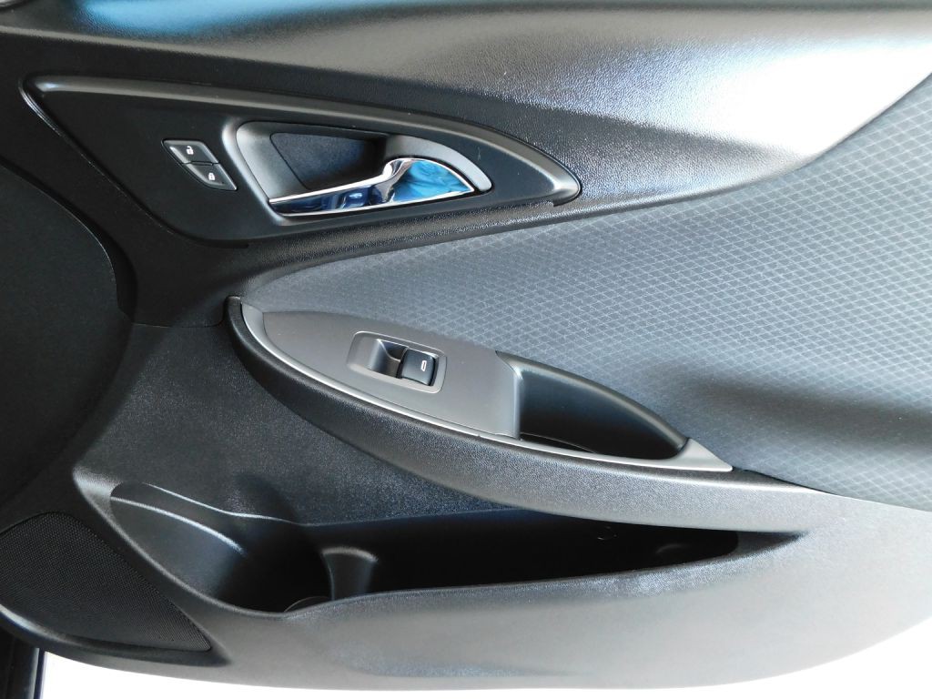 2023 Chevrolet Malibu Image 30