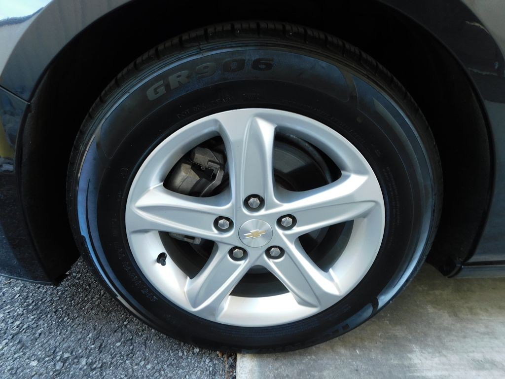 2023 Chevrolet Malibu Image 33