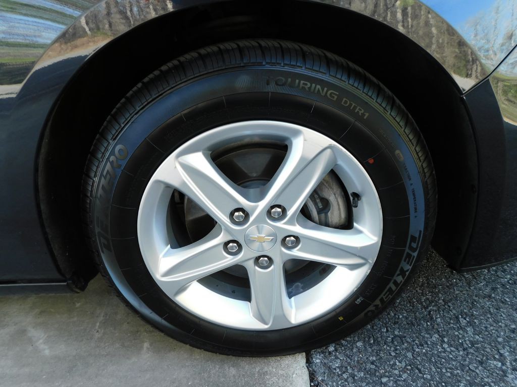 2023 Chevrolet Malibu Image 36