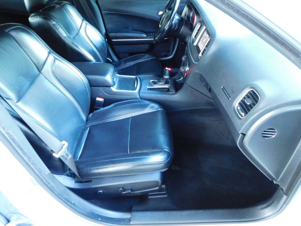 2021 Dodge Charger Image 27