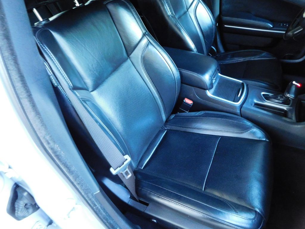 2021 Dodge Charger Image 28