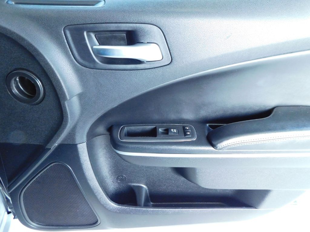 2021 Dodge Charger Image 30