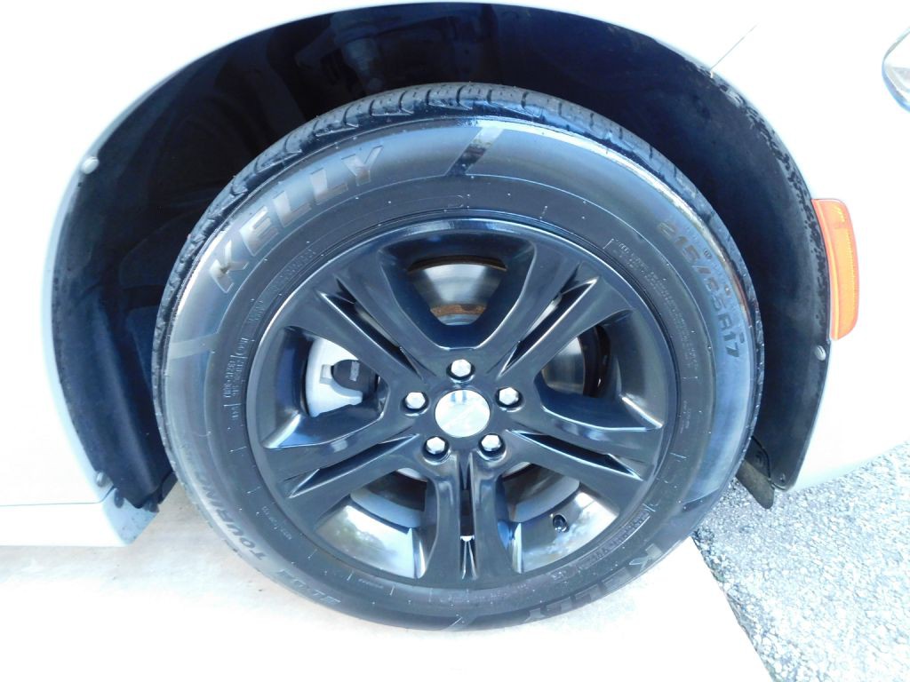 2021 Dodge Charger Image 36