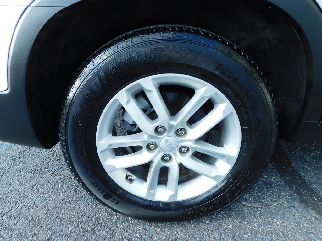 2015 Kia Sorento Image 32