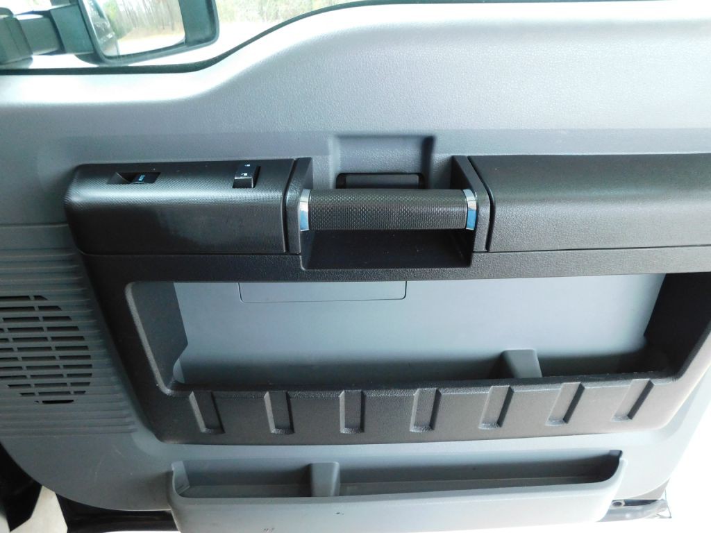 2016 Ford F-250 Image 28