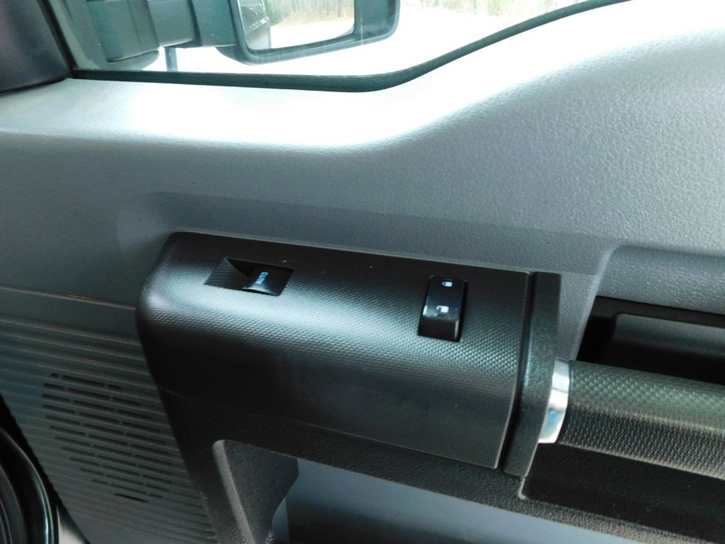 2016 Ford F-250 Image 29