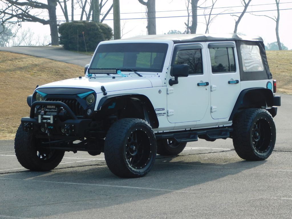 2015 Jeep Wrangler Unlimited Image 2