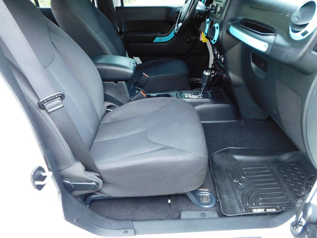 2015 Jeep Wrangler Unlimited Image 29