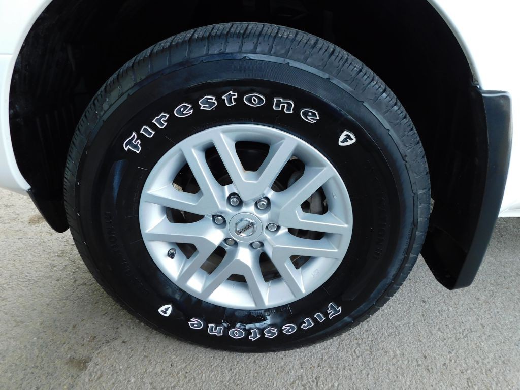 2018 Nissan Frontier Image 32