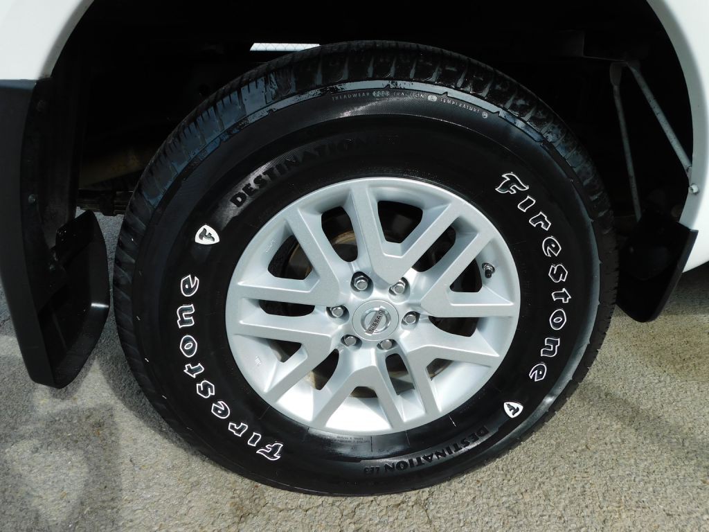 2018 Nissan Frontier Image 34