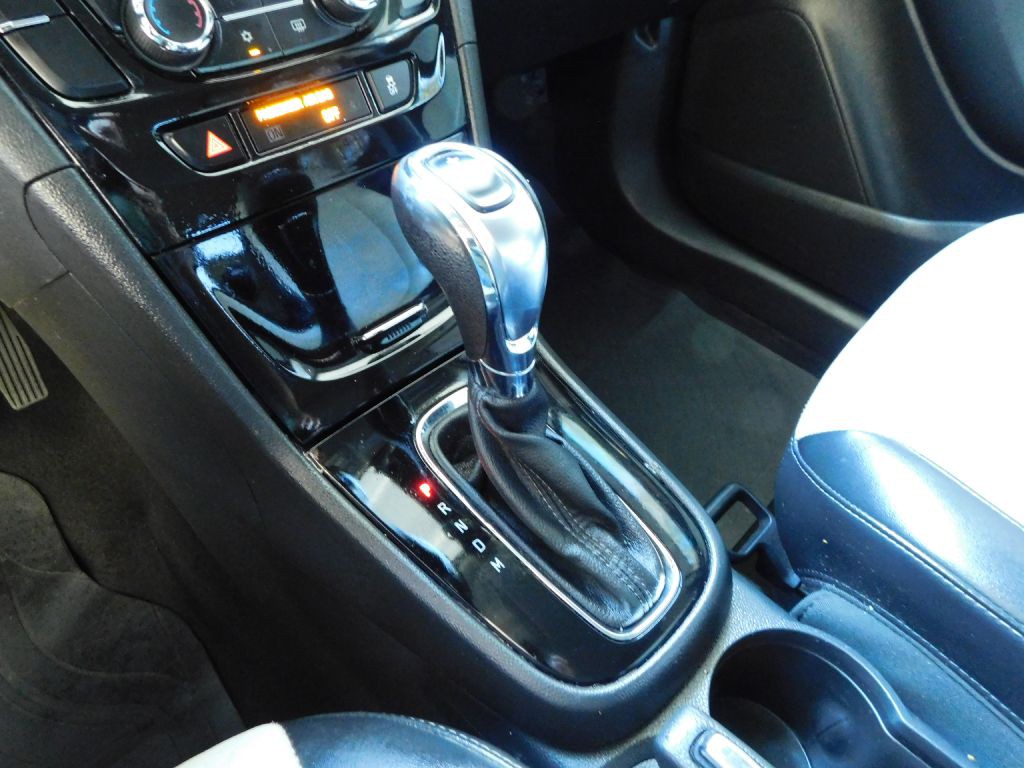 2019 Buick Enclave Image 17