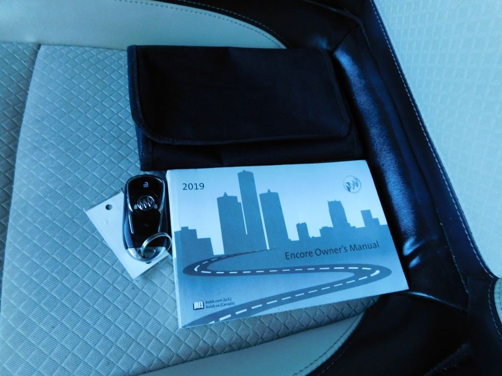 2019 Buick Enclave Image 38