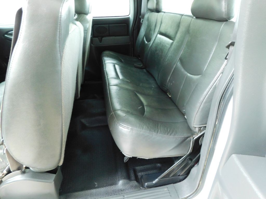 2005 Chevrolet Silverado 1500 Image 15