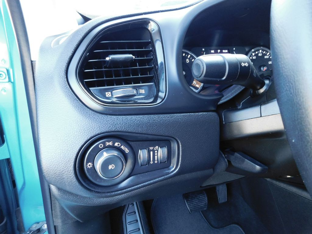 2020 Jeep Renegade Image 12