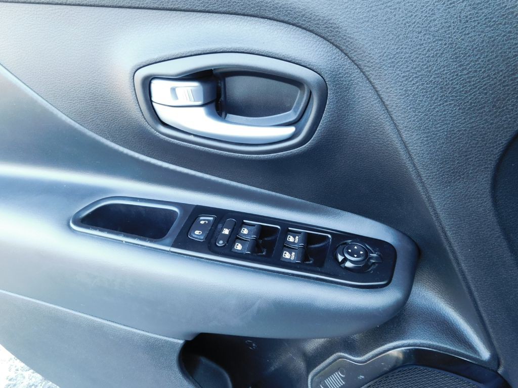 2020 Jeep Renegade Image 21