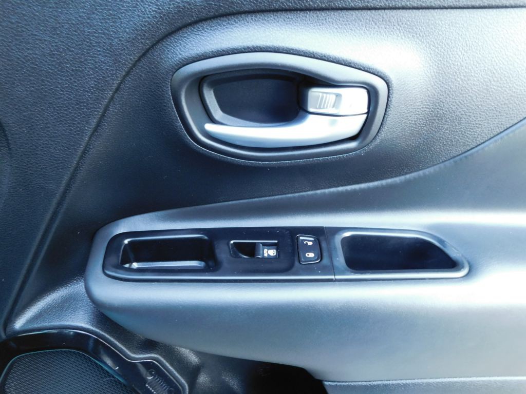 2020 Jeep Renegade Image 31