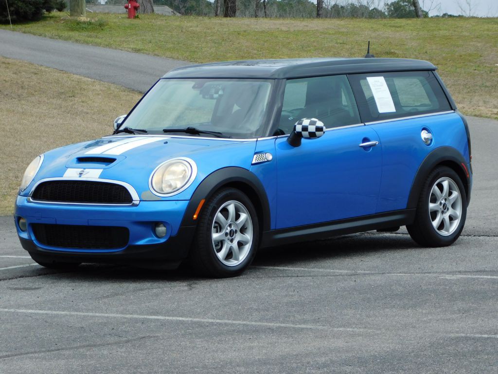 2008 MINI Cooper Image 2