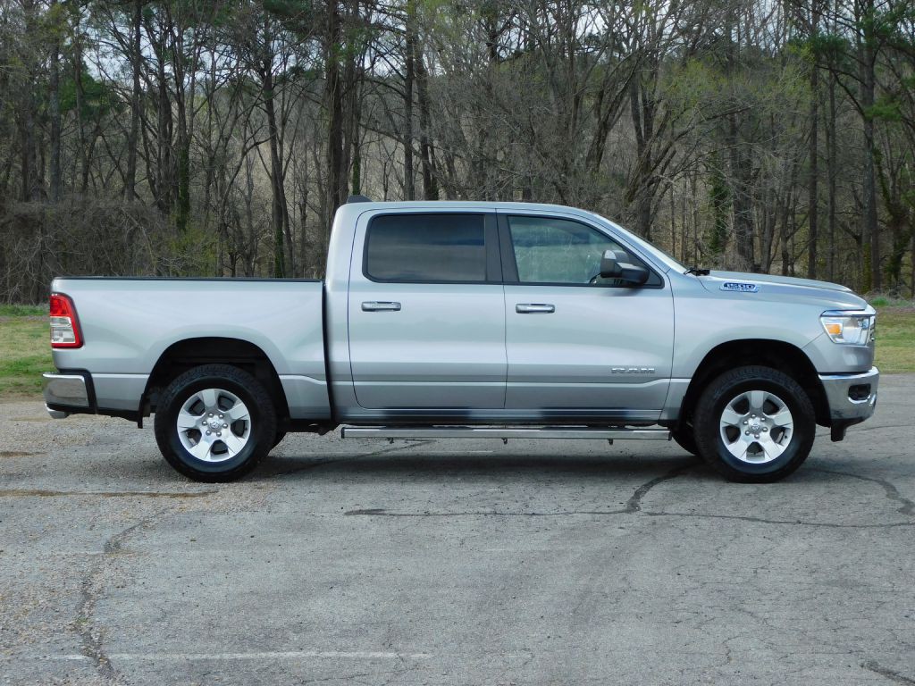 2020 RAM 1500 Image 3