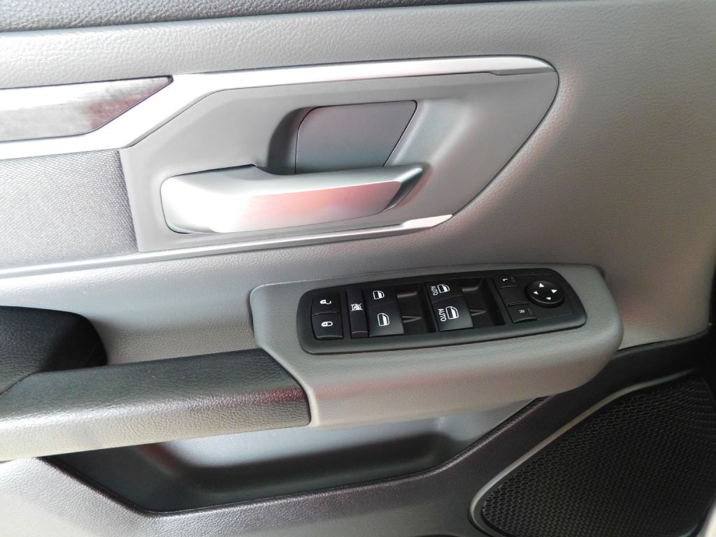 2020 RAM 1500 Image 25
