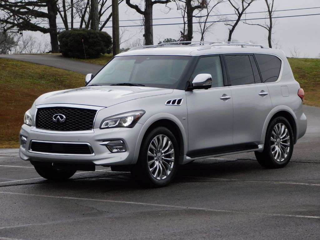 2017 INFINITI QX80 Image 2