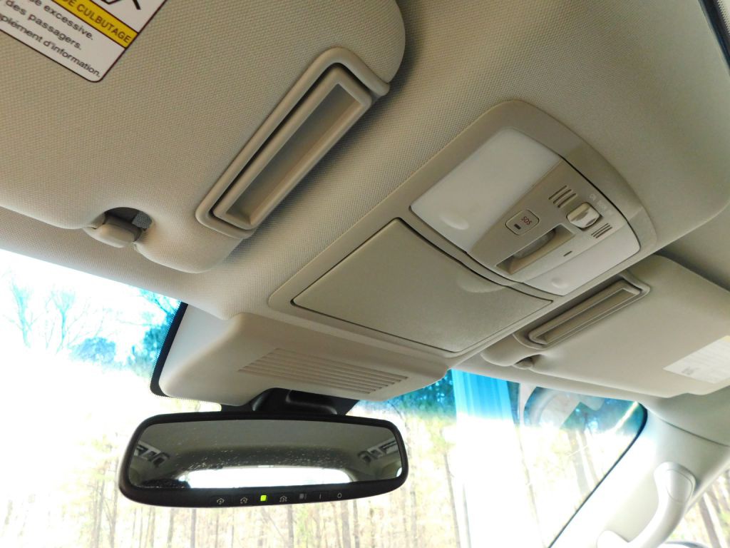 2017 INFINITI QX80 Image 22