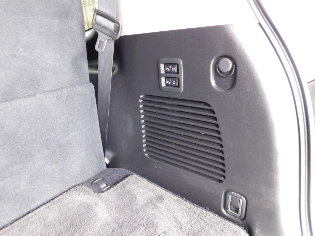 2017 INFINITI QX80 Image 35