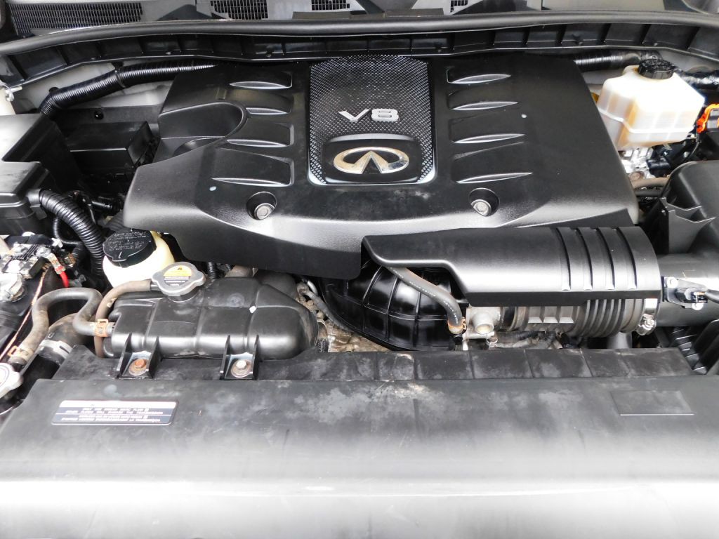 2017 INFINITI QX80 Image 45