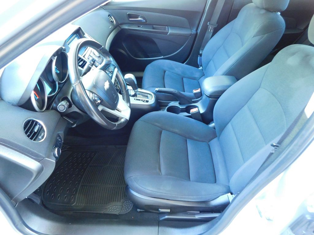 2014 Chevrolet Cruze Image 7