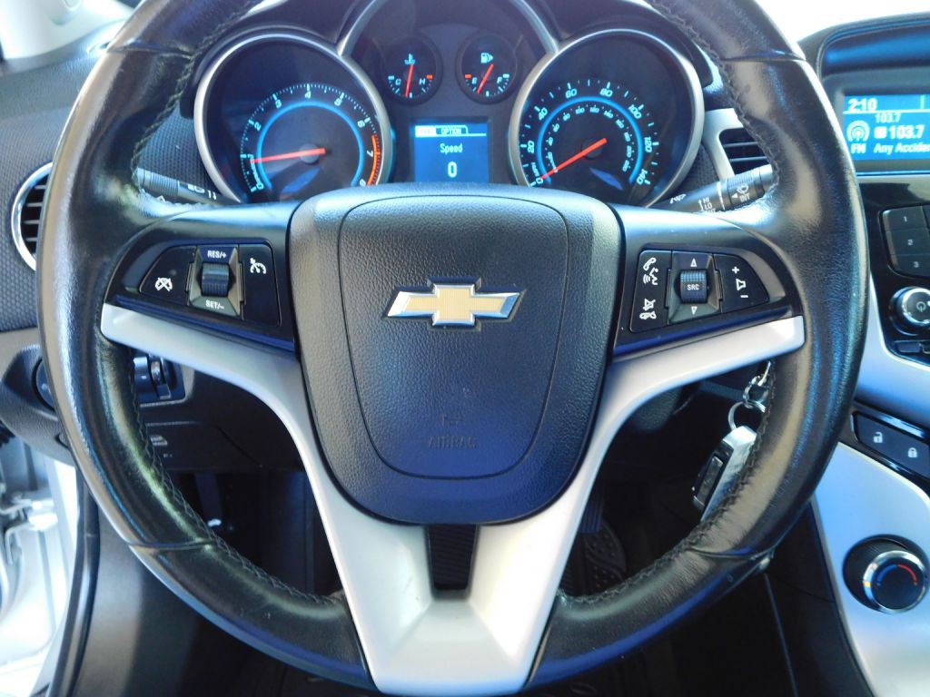 2014 Chevrolet Cruze Image 11