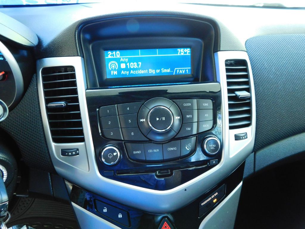 2014 Chevrolet Cruze Image 13