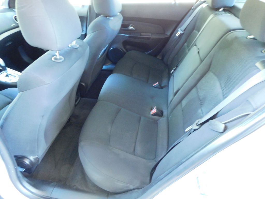 2014 Chevrolet Cruze Image 22