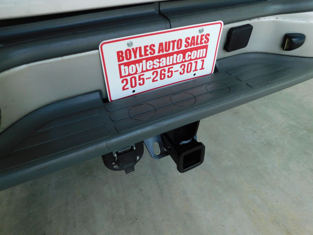2004 Chevrolet Tahoe Image 41