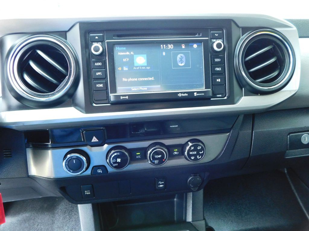 2016 Toyota Tacoma Image 13