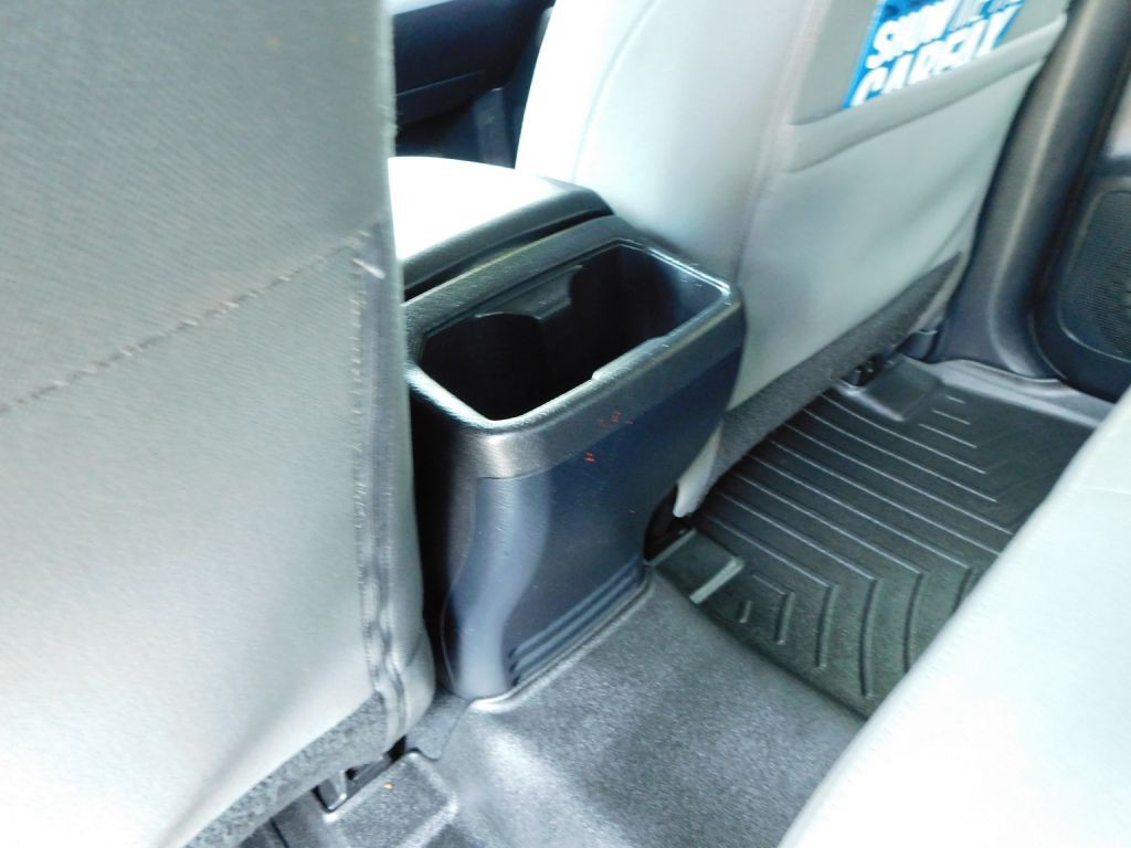 2016 Toyota Tacoma Image 26