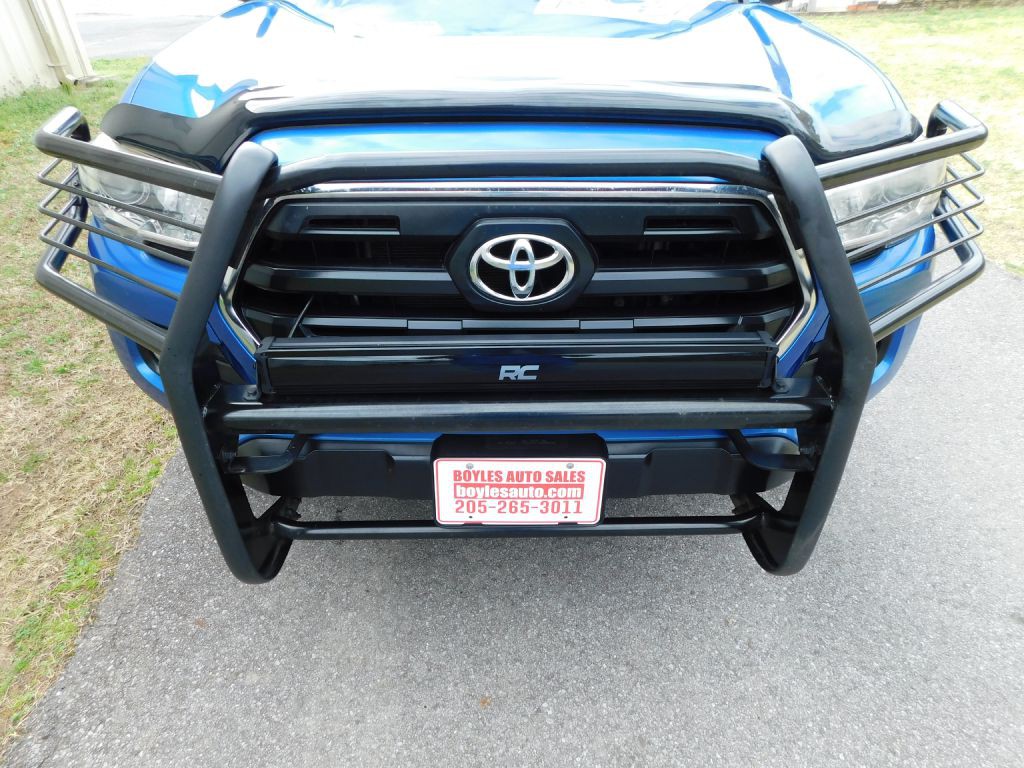2016 Toyota Tacoma Image 36