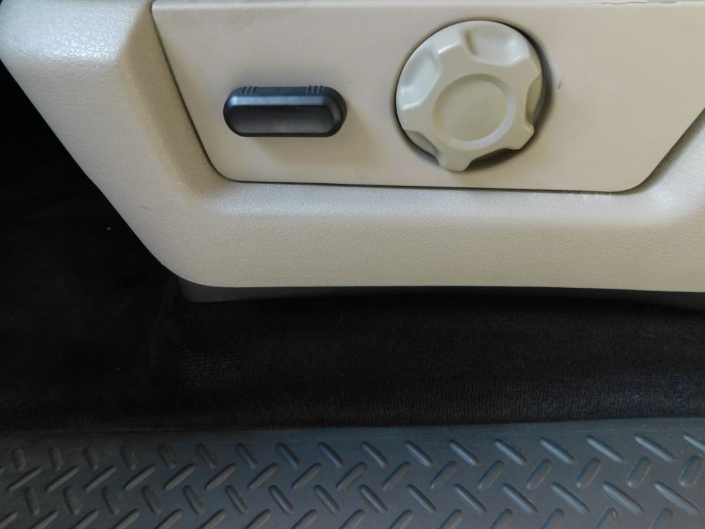 2010 Ford F-150 Image 9