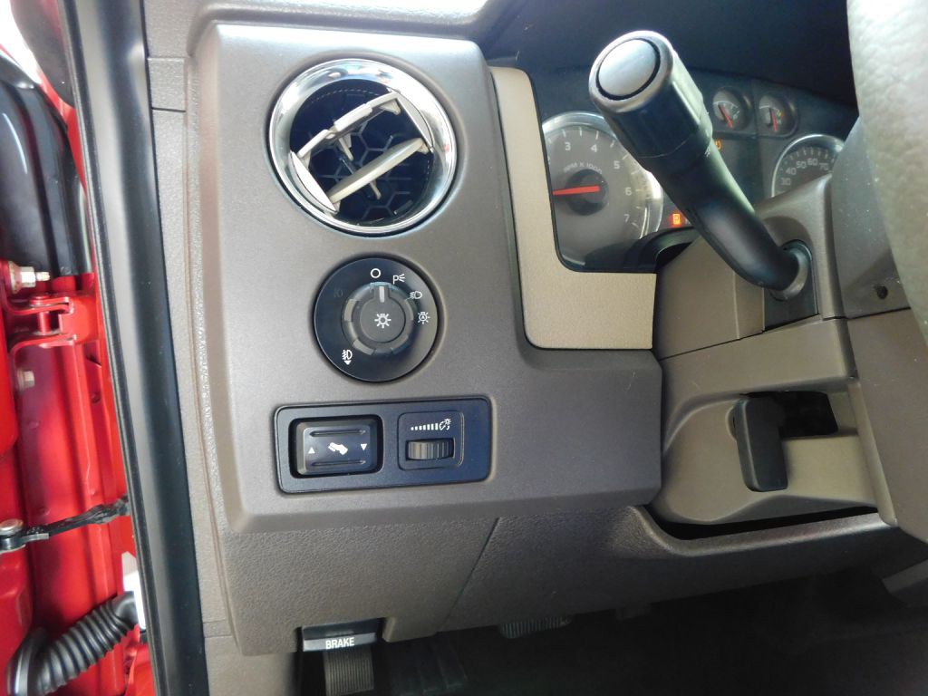 2010 Ford F-150 Image 12