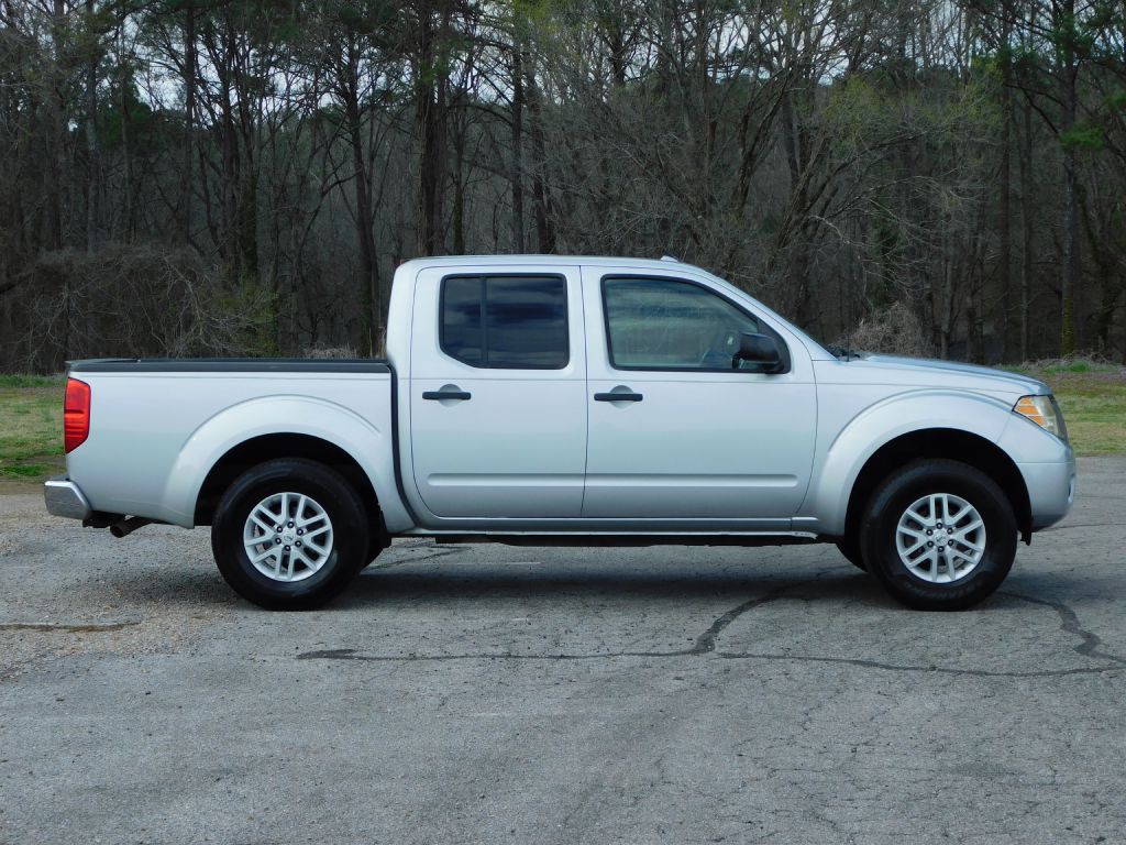 2018 Nissan Frontier Image 3