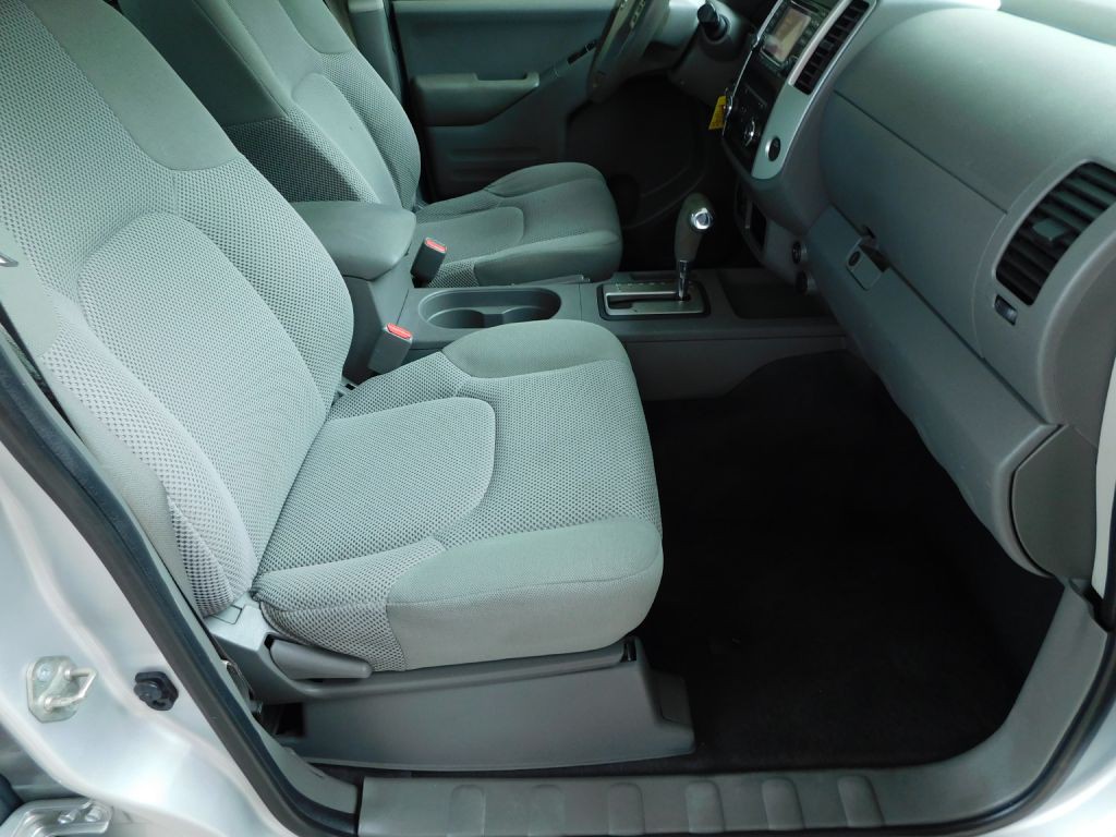 2018 Nissan Frontier Image 26