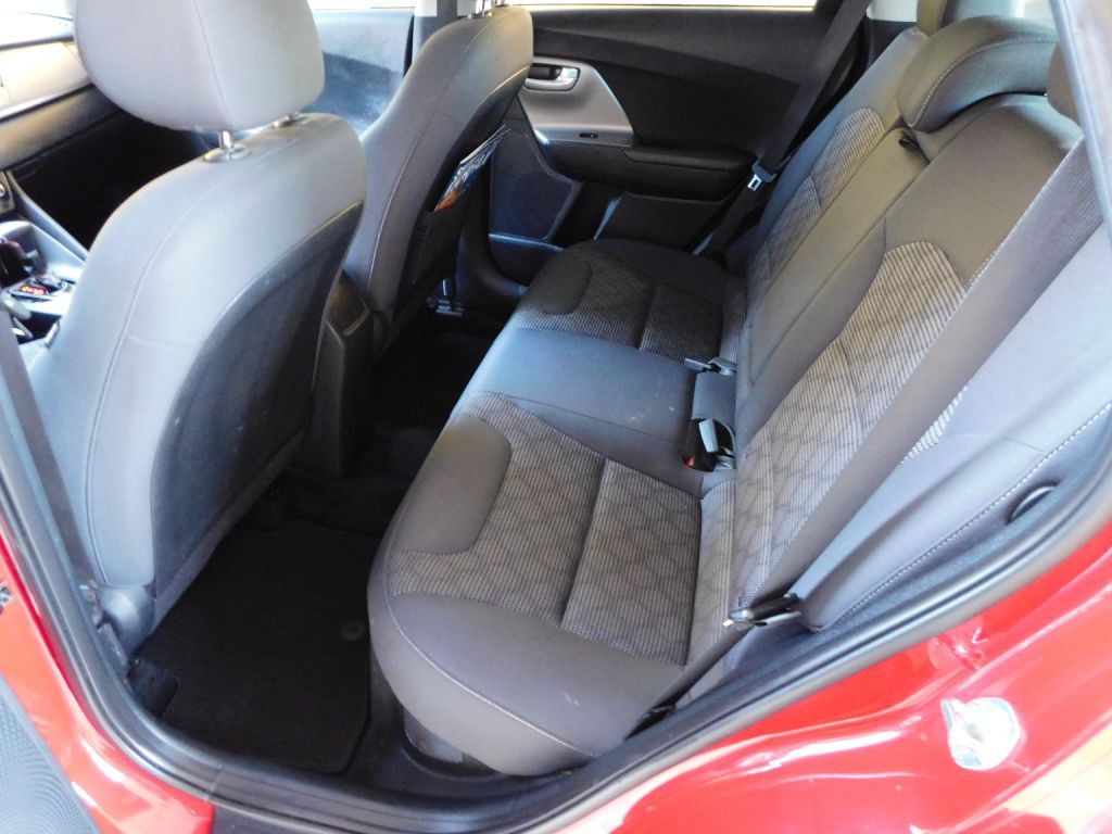 2018 Kia Niro Image 20